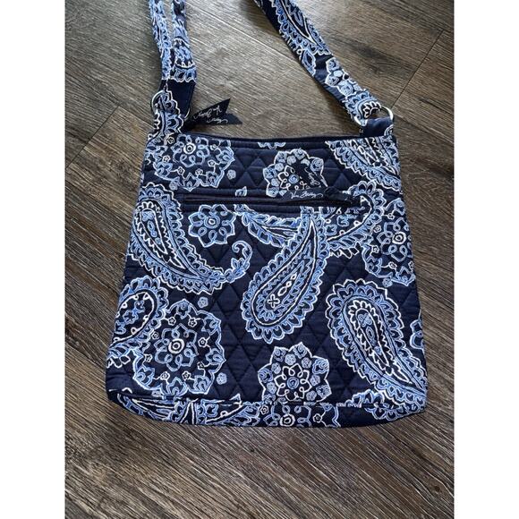 Vera Bradley Triple Zip Hipster Crossbody Blue Bandana pattern. - Picture 3 of 7